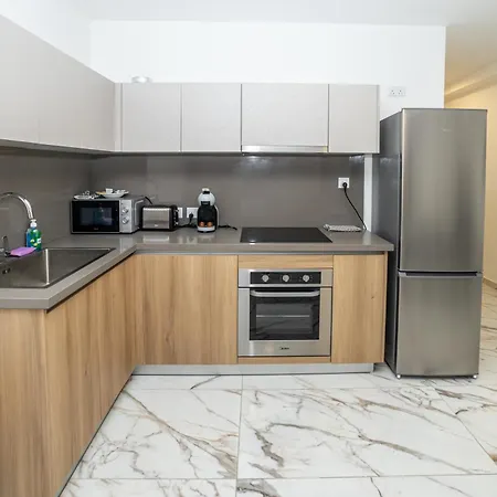 Modern 3br Maisonette With Terrace - By Hostmt * St. Paul's Bay