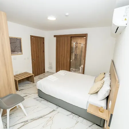 Modern Escape 3-bedroom Maisonette With Free Parking San Pawl il-Baħar