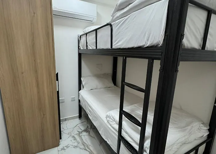 Modern 3br Maisonette With Terrace - By Hostmt Apartment